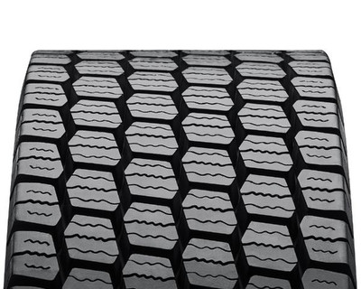 285/70 R19.5 Vipal (наварка) VT220 145/143M Ведущая шина