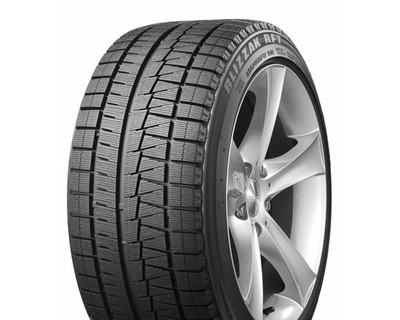 225/60R17 Bridgestone Blizzak RFT 99Q Легковая шина